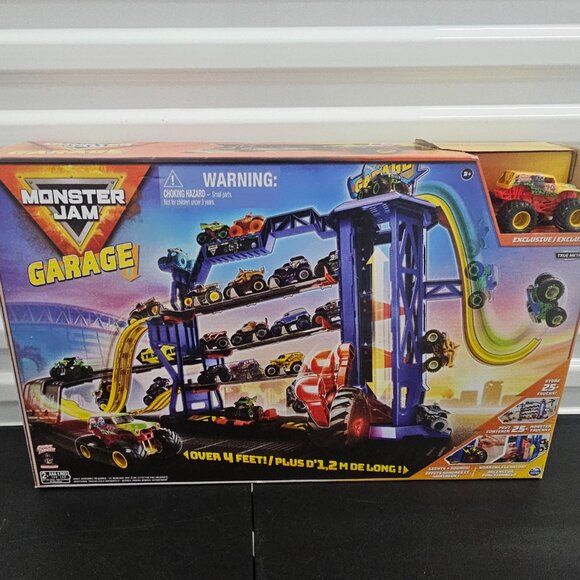 Monster Jam Garage Playset and Storage w/ Exclusive Grave Digger Truck - Picture 7 of 13